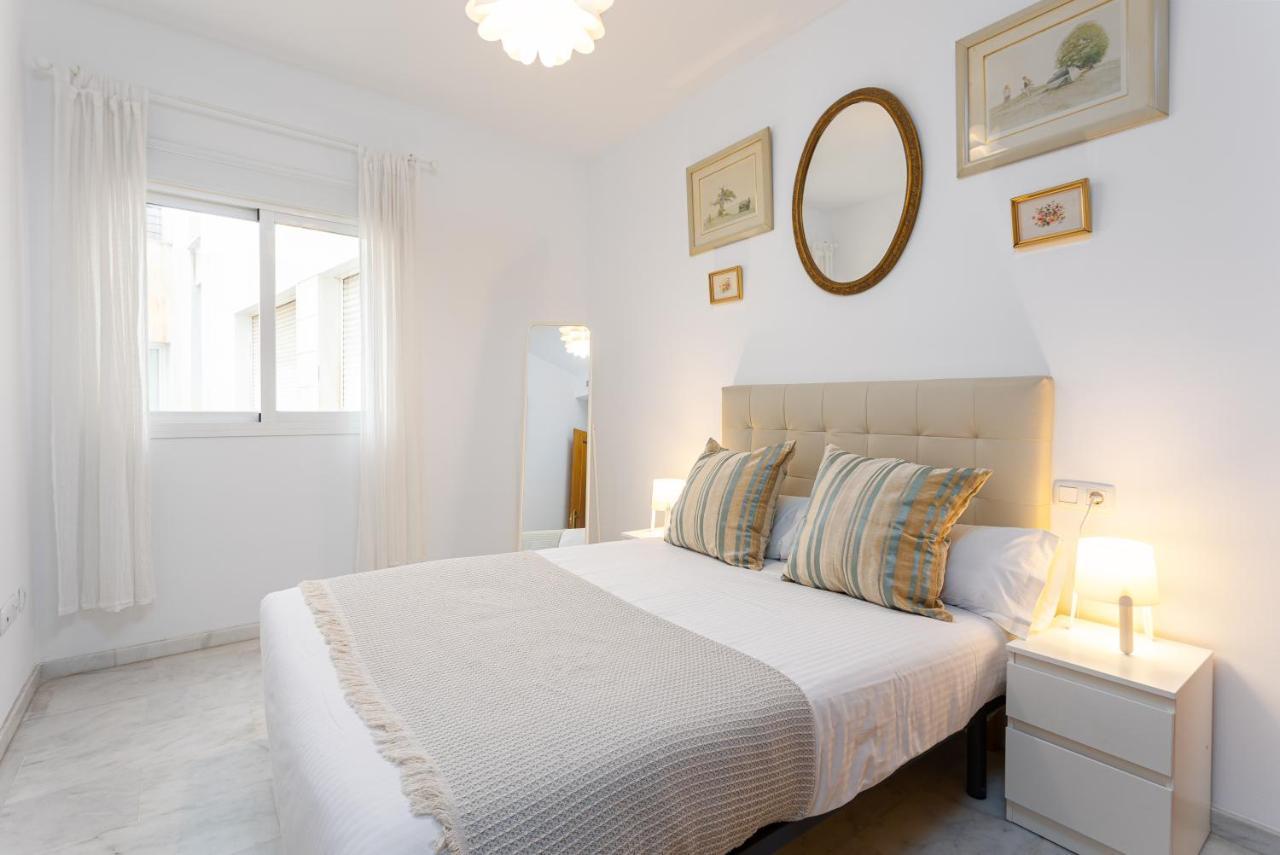 Holidays2Malaga Carrera Capuchinos Free Parking Aircon Downtown 外观 照片