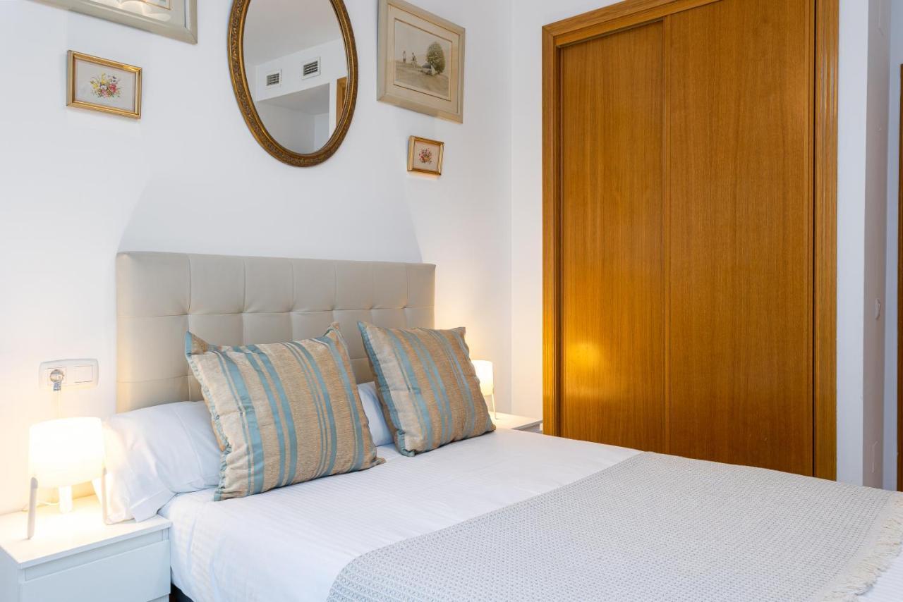Holidays2Malaga Carrera Capuchinos Free Parking Aircon Downtown 外观 照片